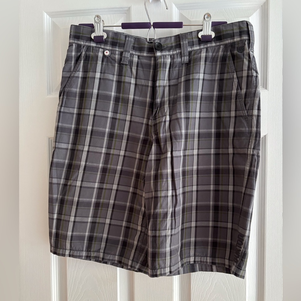 Burton Men's Charcoal Plaid Shorts